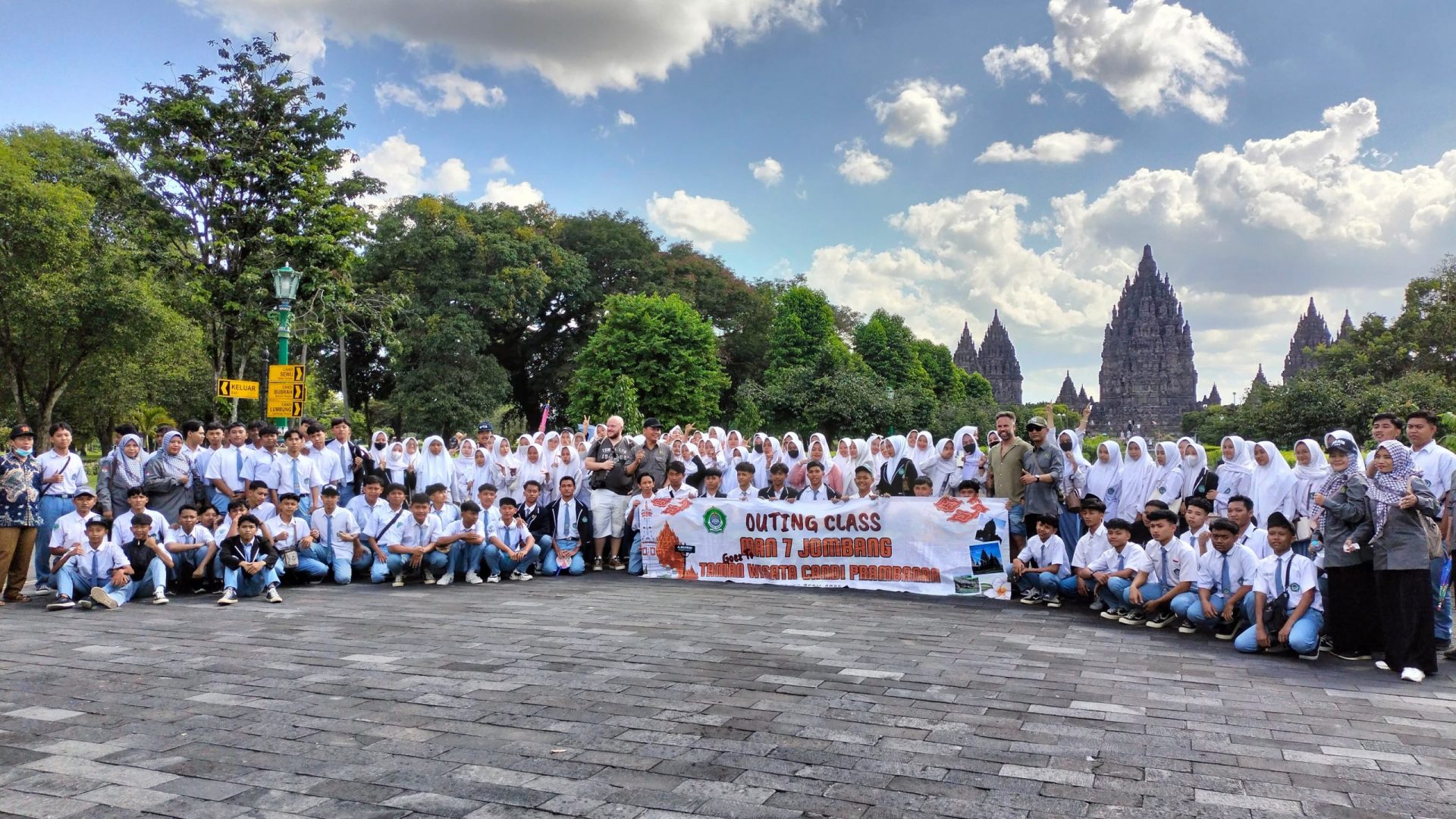 WhatsApp Image 2025-05-05 at 09.55.02