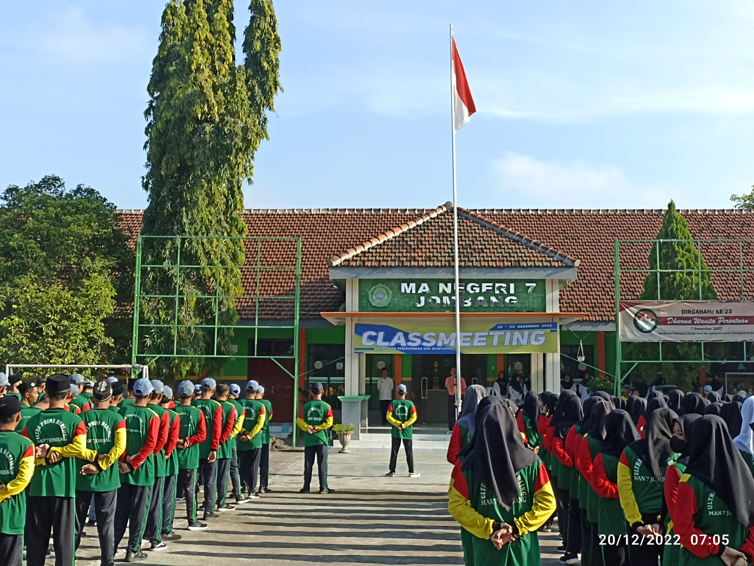 Upacara Peringatan Hari Pahlawan 2022 – MAN 7 JOMBANG