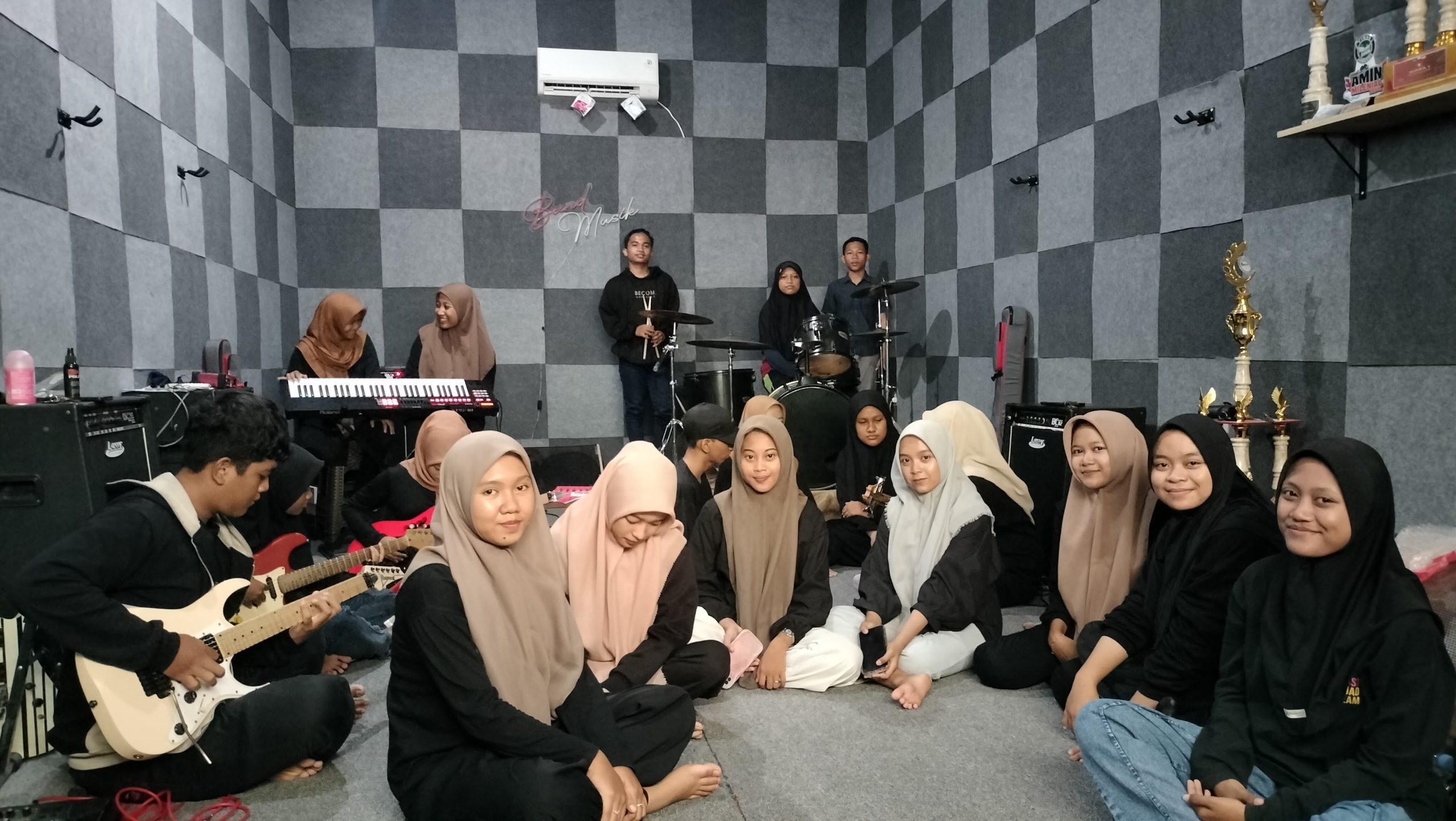 BAND MUSIK